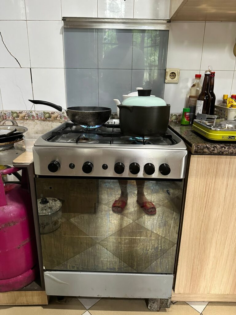 Layanan Service Ariston Tangerang untuk perbaikan seluruh produk Ariston dengan home service profesional.