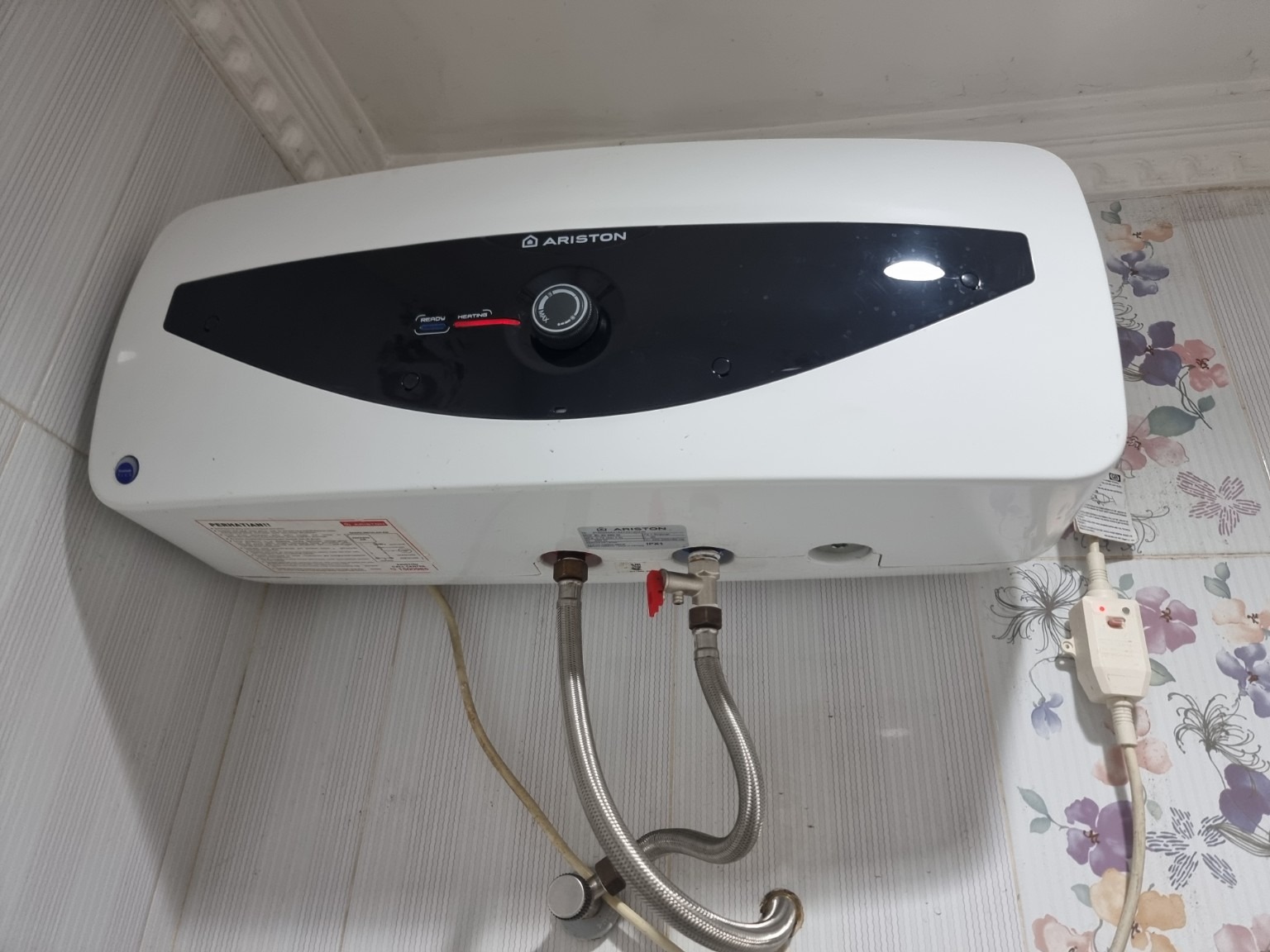 Home Service Ariston Surabaya