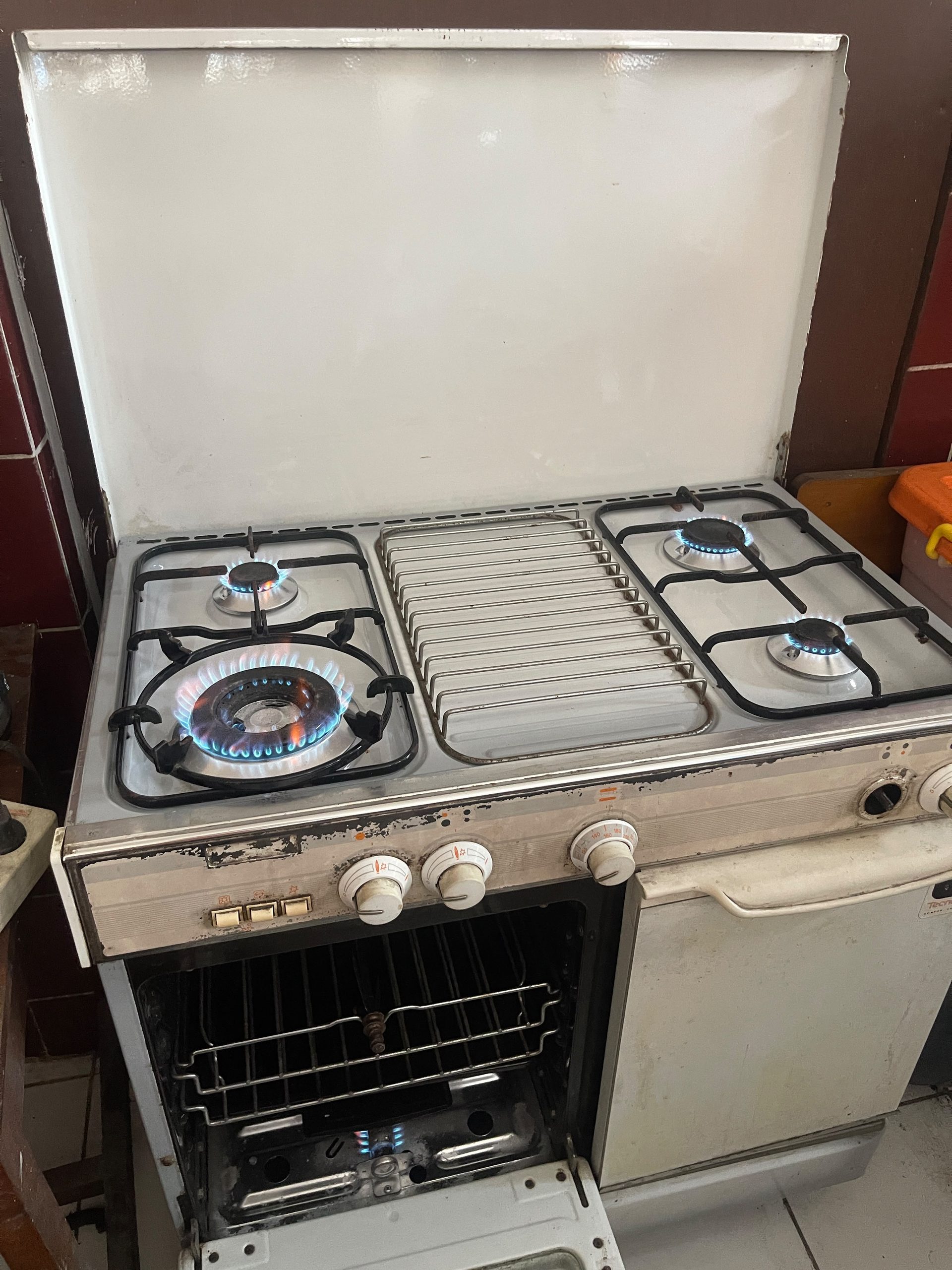 Service Ariston
